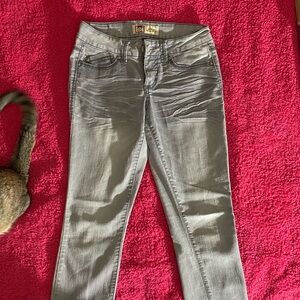 LEI Women's Light Gray Skinny Jeans